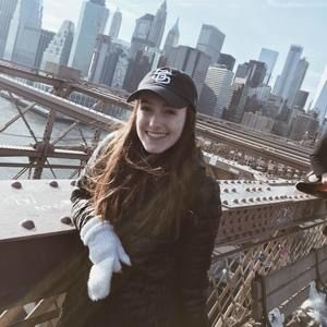 Meet your Posher, Brooke